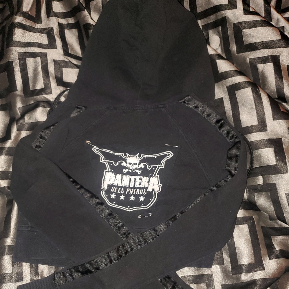 Cropped pantera hoodie xs